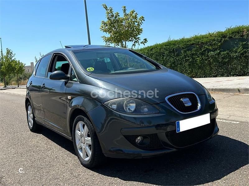 Gris / plata Usado 2009 Seat Altea Monovolumen | 3000 € (Super precio) - Imagen 1/4