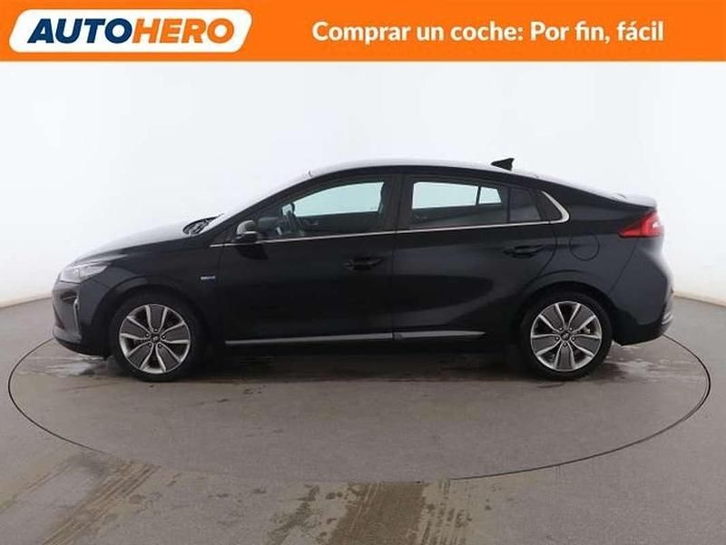 Usado Hyundai Ioniq 141 CV (103 kW) 2017 Negro Utilitario
