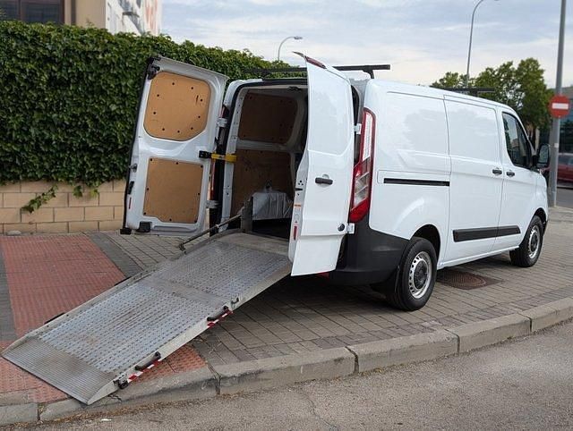 Blanco Usado 2021 Ford Transit Custom Trend Monovolumen | 19.950 € (Super precio) - Imagen 1/4