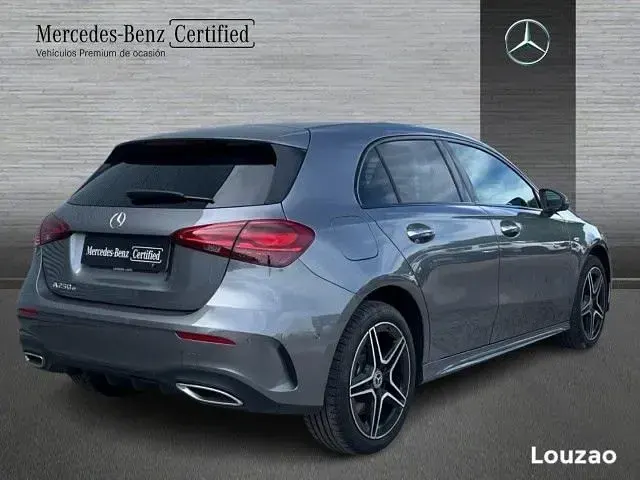 Usado Mercedes A250 218 CV (160 kW) 2026 Gris montaña