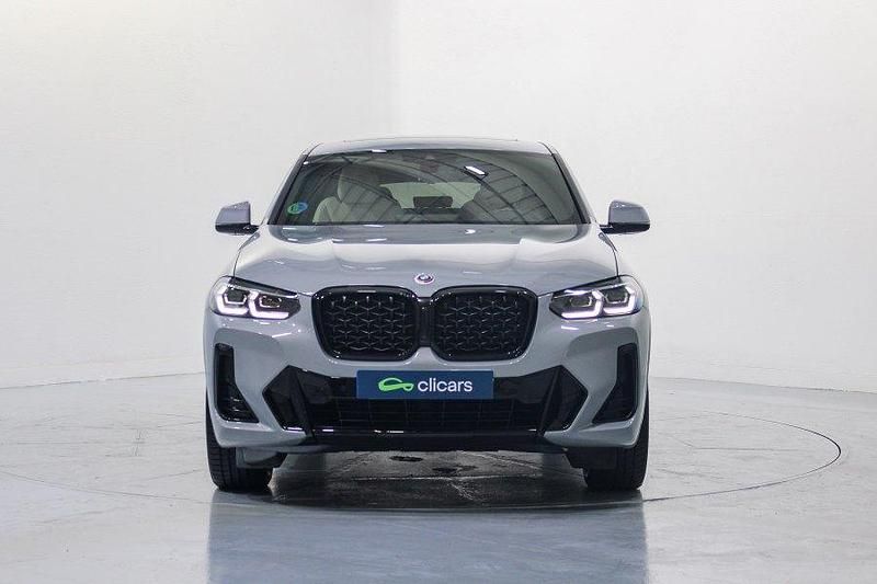 Usado BMW X4 M Sport 190 CV (139 kW) 2022 Gris / plata SUV