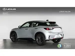 Usado Lexus LBX 136 CV (100 kW) 2026 Plata SUV