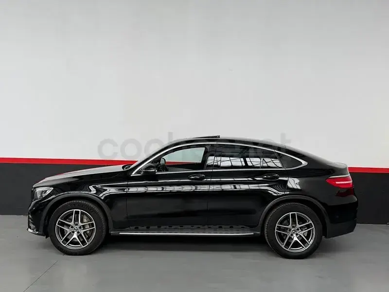 Usado Mercedes GLC250 204 CV (150 kW) 2019 Negro SUV
