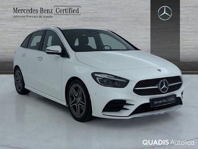 Usado Mercedes B200 AMG line 150 CV (110 kW) 2025 Blanco Monovolumen