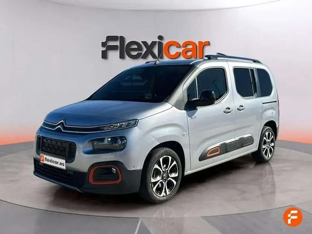 Usado Citroën Berlingo Shine 102 CV (75 kW) 2021 Gris Monovolumen