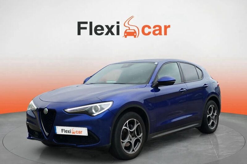 Usado Alfa Romeo Stelvio Sprint 200 CV (147 kW) 2022 Azul SUV