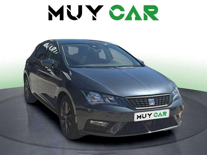 Usado Seat Leon Style 116 CV (85 kW) 2019 Azul Utilitario