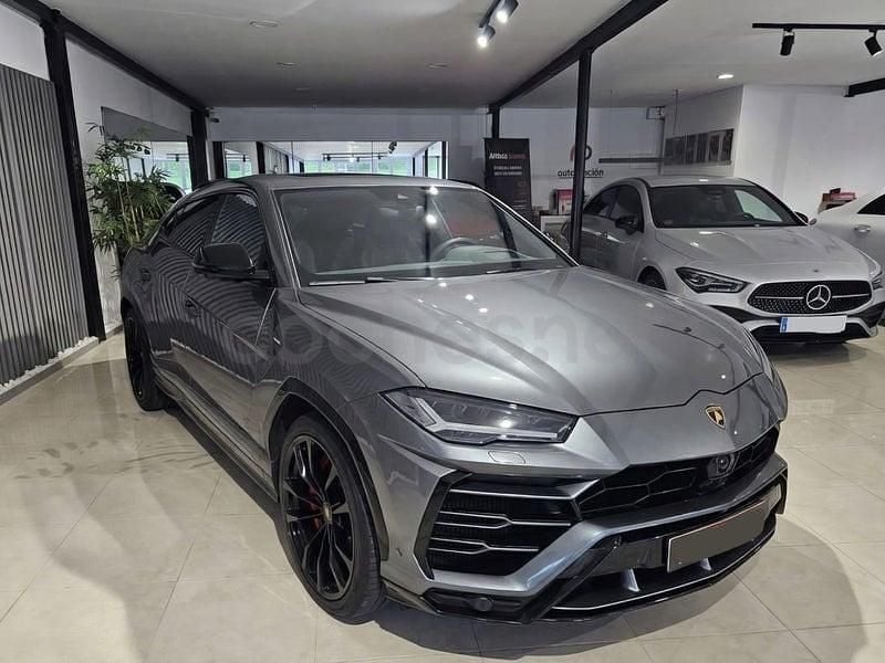 Usado Lamborghini Urus 666 CV (489 kW) 2019 Gris / plata SUV
