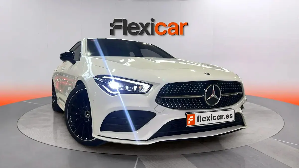 Usado Mercedes CLA200 Shooting Brake 136 CV (100 kW) 2019 Familiar