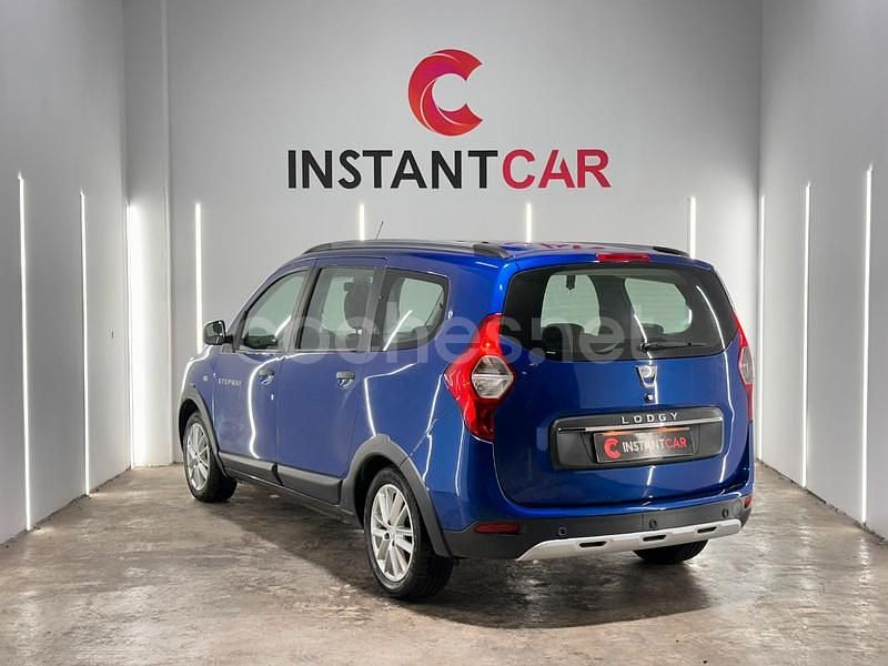 Usado Dacia Lodgy Comfort 115 CV (84 kW) 2022 Azul Monovolumen