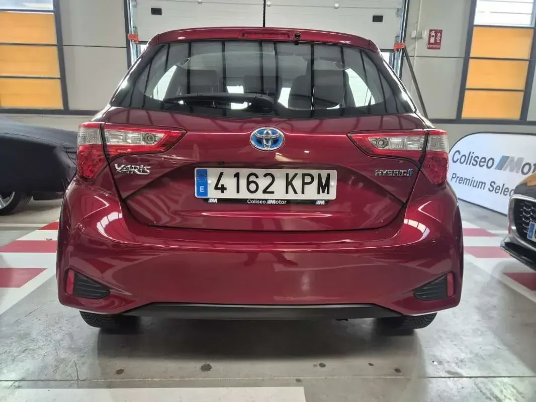 Usado Toyota Yaris Active 99 CV (72 kW) 2018 Utilitario