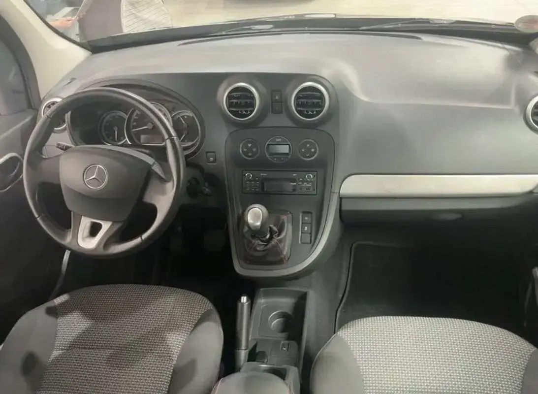 Usado Mercedes Citan 111 116 CV (85 kW) 2019 Negro Monovolumen
