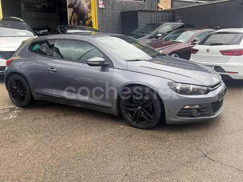 Usado VW Scirocco 200 CV (147 kW) 2009 Gris / plata Coupe