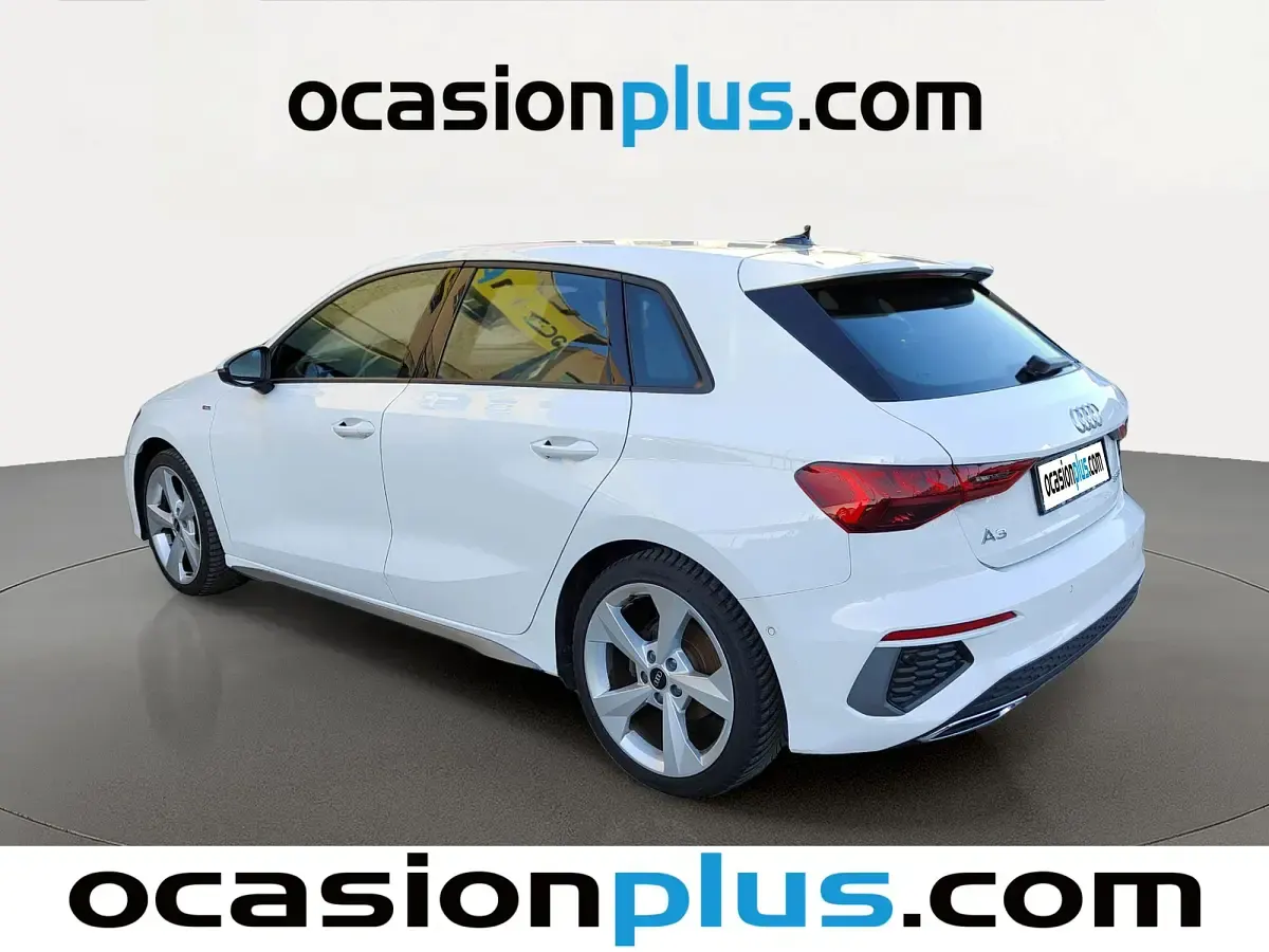 Usado Audi A3 S-Line 150 CV (110 kW) 2023 Berlina