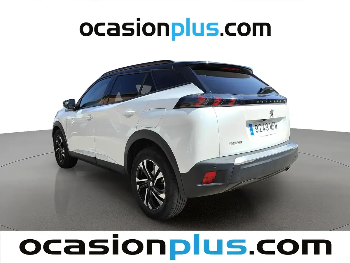 Usado Peugeot 2008 Allure 101 CV (74 kW) 2023 Blanco SUV