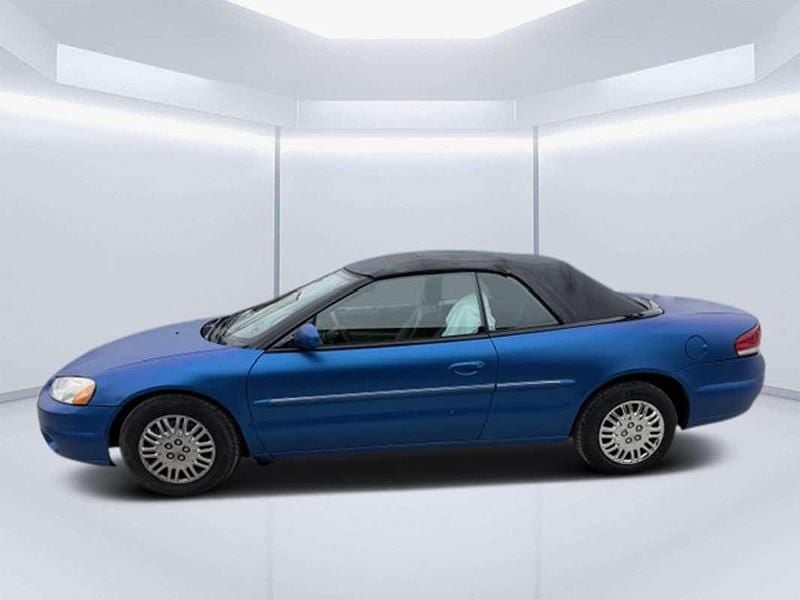 Usado Chrysler Sebring Cabriolet 203 CV (149 kW) 2002 Azul Descapotable