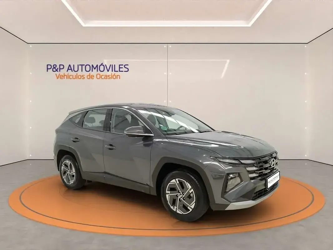 Usado Hyundai Tucson 160 CV (117 kW) 2025 Gris SUV