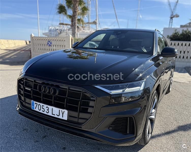 Usado Audi Q8 231 CV (169 kW) 2020 Negro SUV