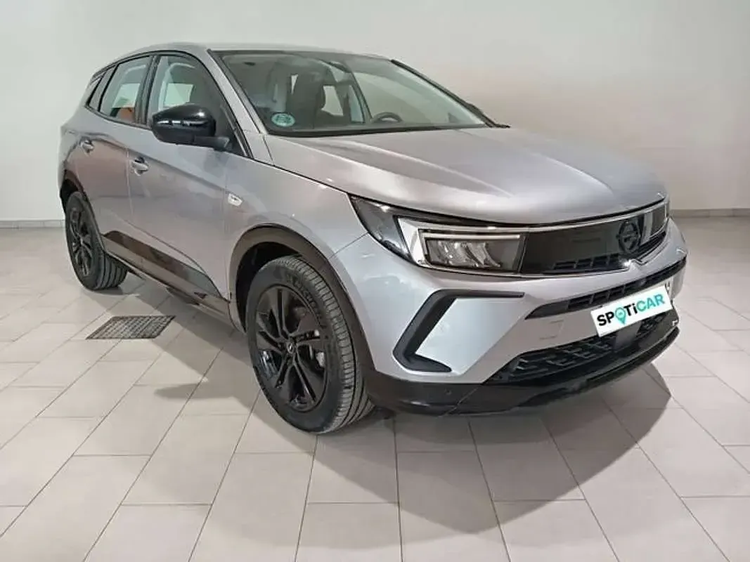 Usado Opel Grandland X S 131 CV (96 kW) 2024 Gris SUV