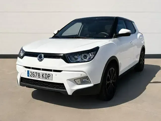 Usado SsangYong Tivoli Limited 128 CV (94 kW) 2017 Blanco SUV