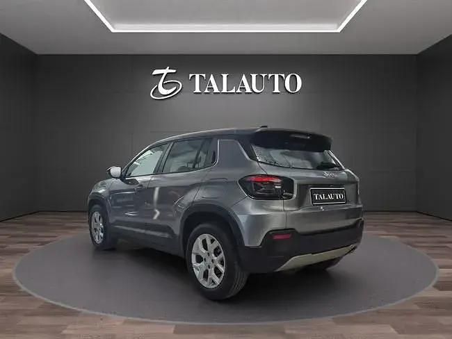 Usado Jeep Avenger Altitude 100 HP (73 kW) 2024 Cinzento SUV