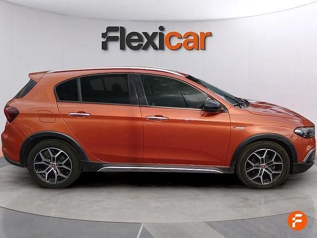 Usado Fiat Tipo Life 101 CV (74 kW) 2021 Naranja Familiar