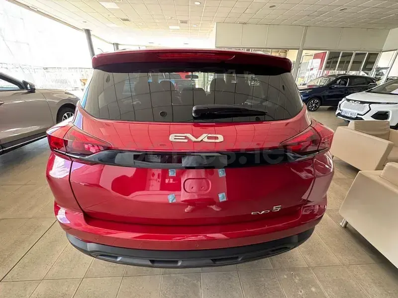 Nuevo EVO Evo 5 127 CV (93 kW) 2026 Rojo SUV