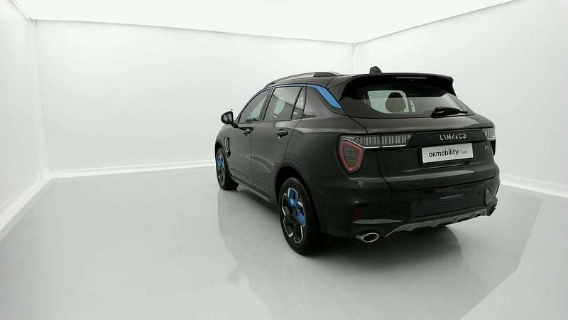 Begagnad Lynk & Co 01 197 HK (144 kW) 2022 Svart SUV