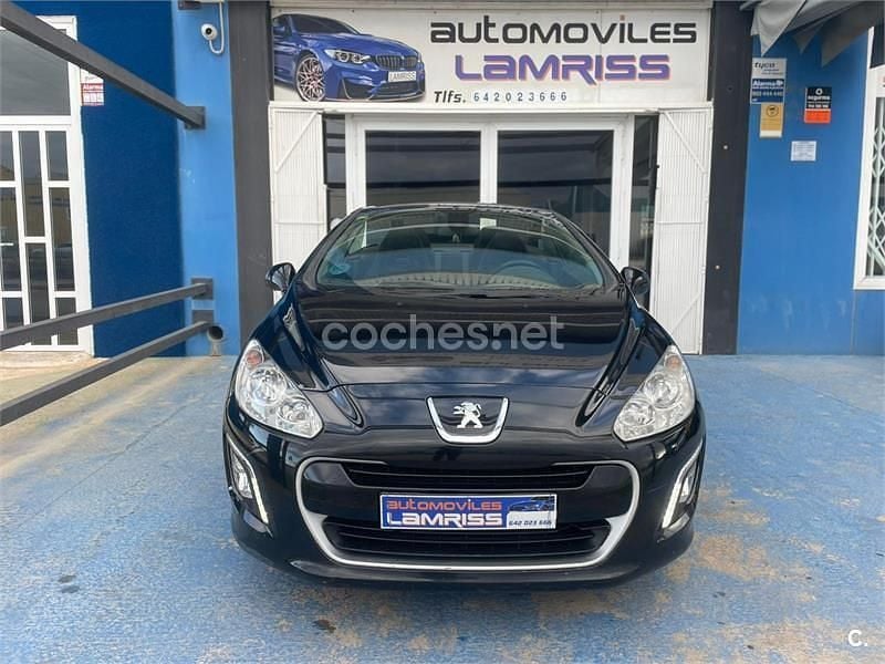 Usado Peugeot 308 CC Active 115 CV (84 kW) 2014 Negro Descapotable