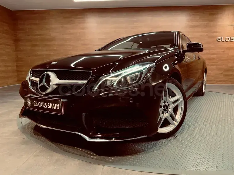 Usado Mercedes E220 170 CV (125 kW) 2013 Negro Coupe