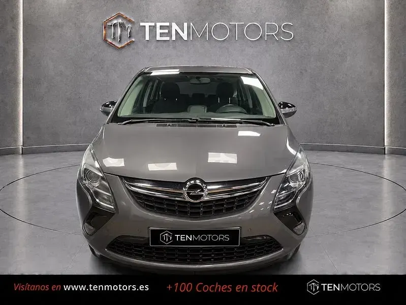 Usado Opel Zafira Tourer Excellence 136 CV (100 kW) 2016 Gris / plata Monovolumen