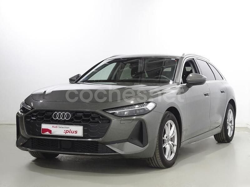 Gris / plata Usado 2025 Audi A5 Familiar | 45.600 € (Super precio) - Imagen 1/4