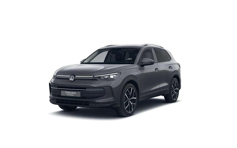 Gris Nuevo 2025 VW Tiguan SUV | 41.051 € (Precio justo) - Imagen 1/4