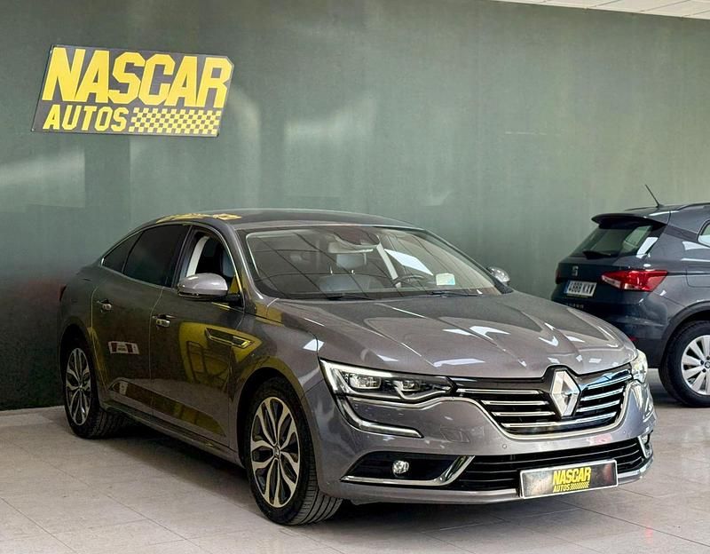 Usado Renault Talisman Zen 160 CV (117 kW) 2017 Gris / plata Berlina