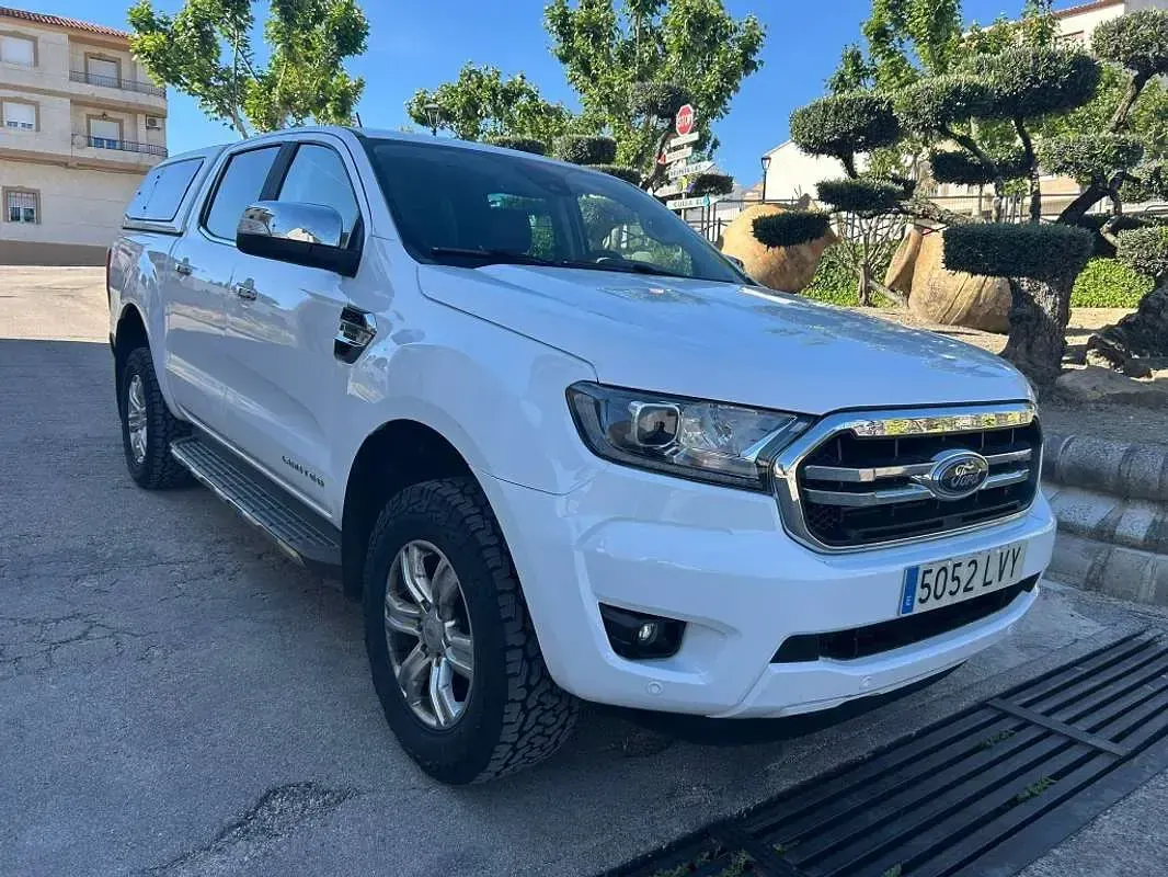 Usado Ford Ranger Limited 170 CV (125 kW) 2022 Blanco Pickup/Camioneta