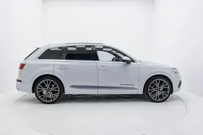 Usado Audi Q7 S-Line 272 CV (200 kW) 2017 Blanco SUV