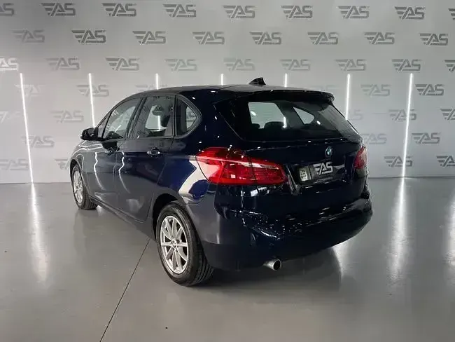 Usado BMW 216 Comfort Edition 116 CV (85 kW) 2015 Azul Monovolumen
