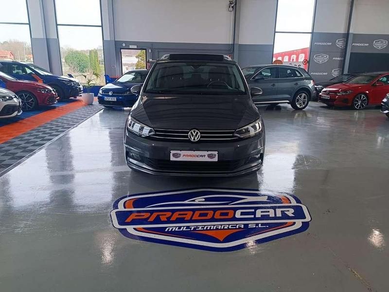 Gris / plata Usado 2019 VW Touran Advance Monovolumen | 21.990 € (Precio justo) - Imagen 1/4