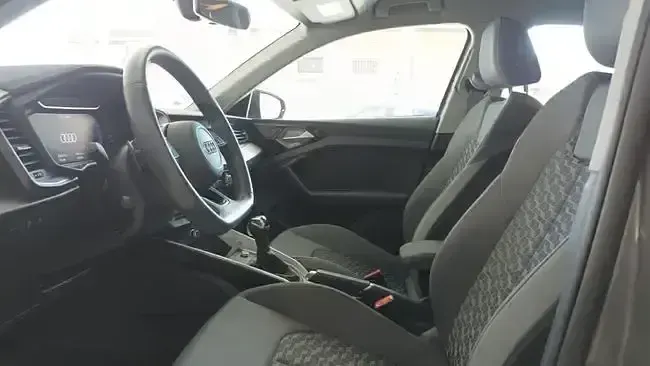 Usado Audi A1 Sportback Premium 110 CV (80 kW) 2022 Gris Utilitario