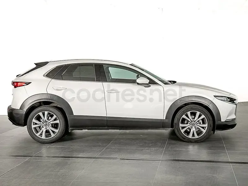 Usado Mazda CX-30 Exclusive-Line 140 CV (102 kW) 2025 Blanco SUV