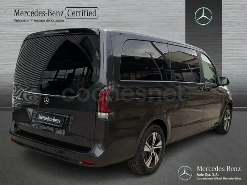 Nuevo Mercedes V220 Style 163 CV (119 kW) 2026 Gris / plata Monovolumen