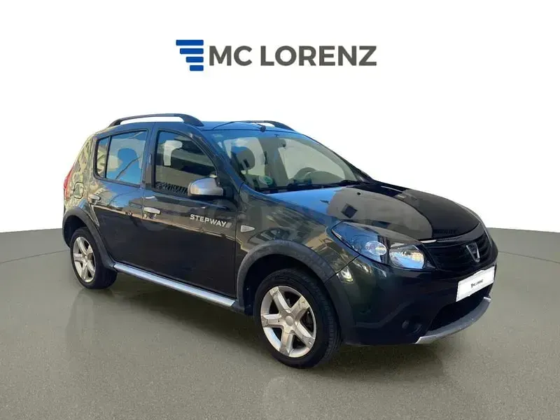 Usado Dacia Sandero Stepway 85 CV (62 kW) 2012 Gris Utilitario