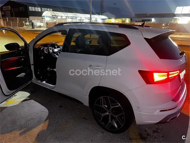 Usado Seat Ateca FR 150 CV (110 kW) 2021 Blanco SUV