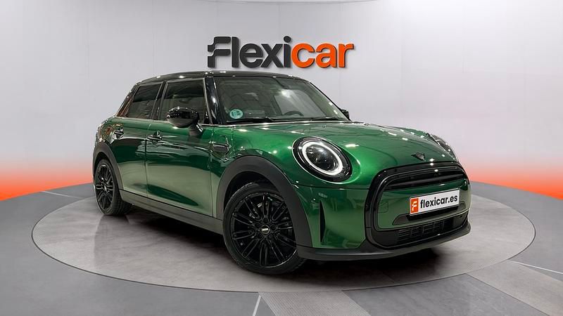 Usado Mini Cooper 136 CV (100 kW) 2022 Verde Utilitario