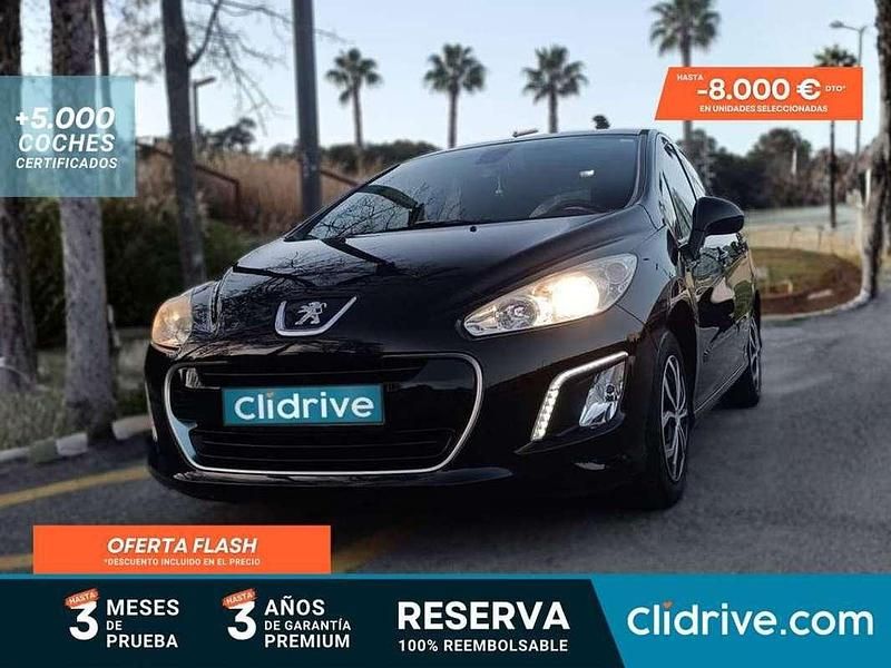 Usado Peugeot 308 Active 120 CV (88 kW) 2012 Negro Utilitario