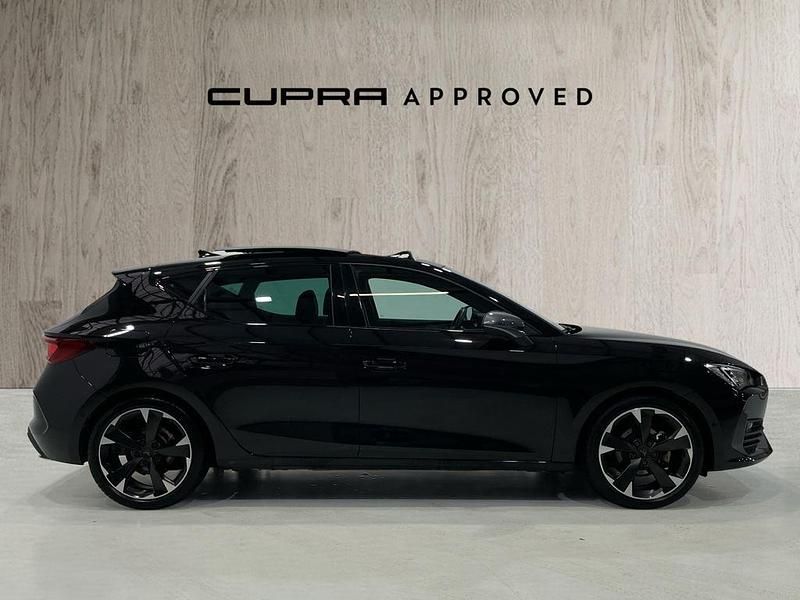 Usado Cupra Leon 150 CV (110 kW) 2024 Negro Berlina
