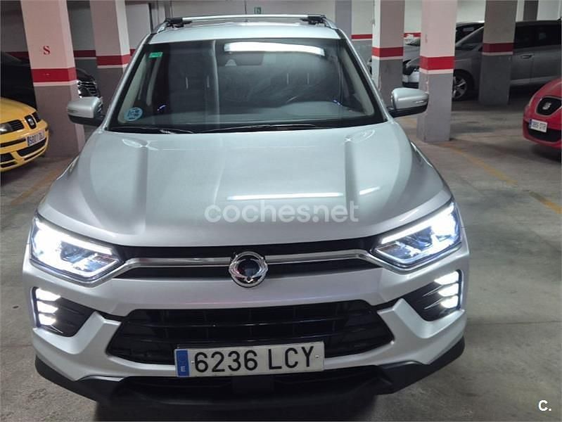 Gris / plata Usado 2019 Ssangyong (KGM) Korando SUV | 17.000 € (Precio justo) - Imagen 1/4