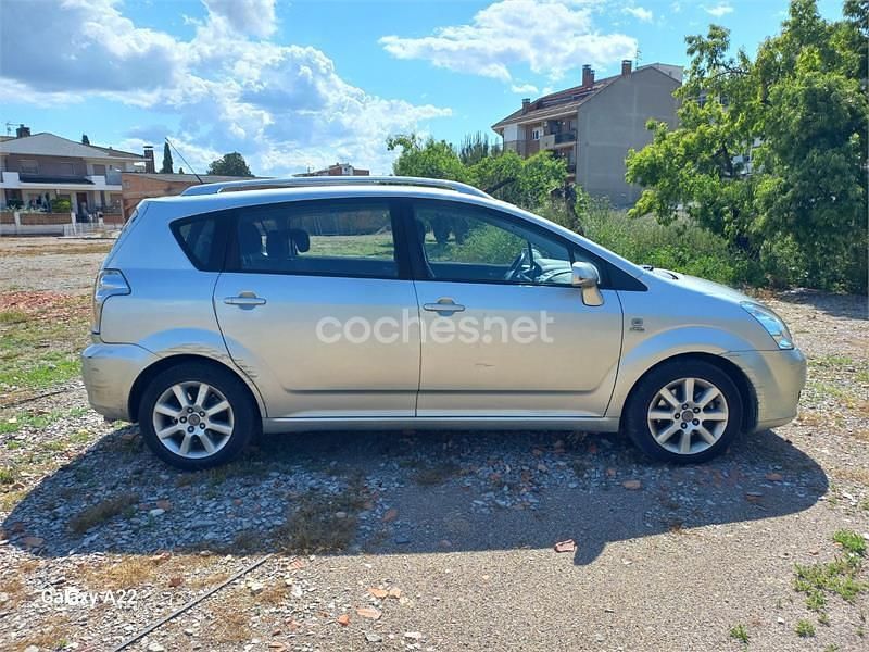 Gris / plata Usado 2005 Toyota Corolla Verso Sol Monovolumen | 3900 € (Precio justo) - Imagen 1/4