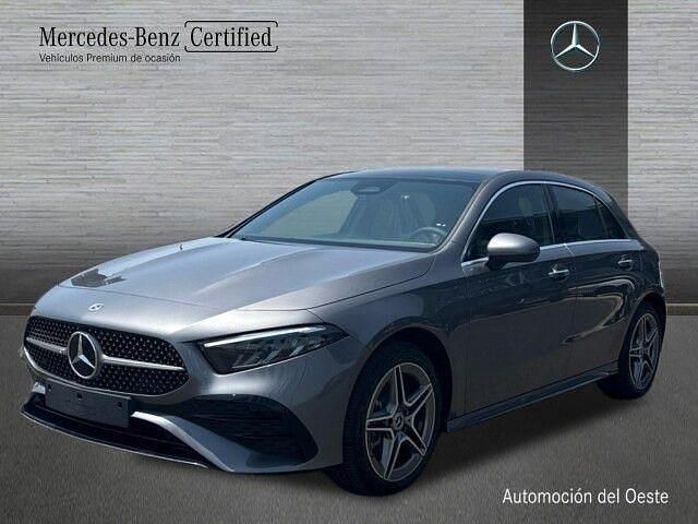 Usado Mercedes A250 AMG line 218 CV (160 kW) 2024 Gris montaña Berlina