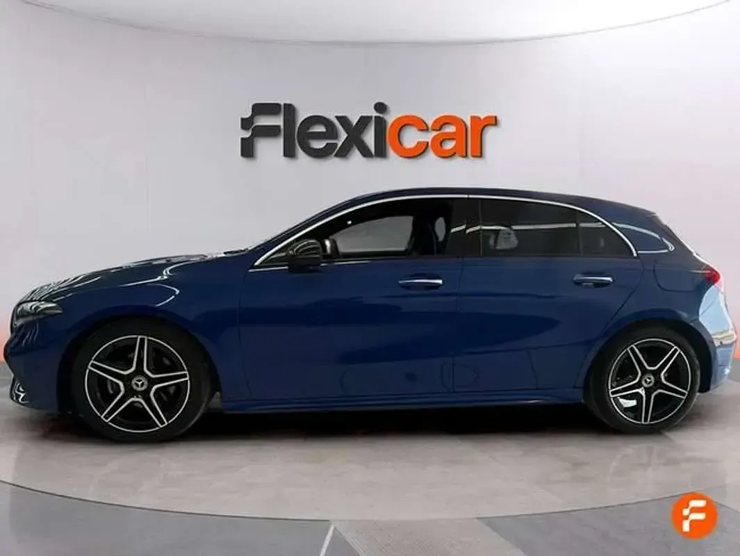 Usado Mercedes A200 150 CV (110 kW) 2025 Azul Berlina